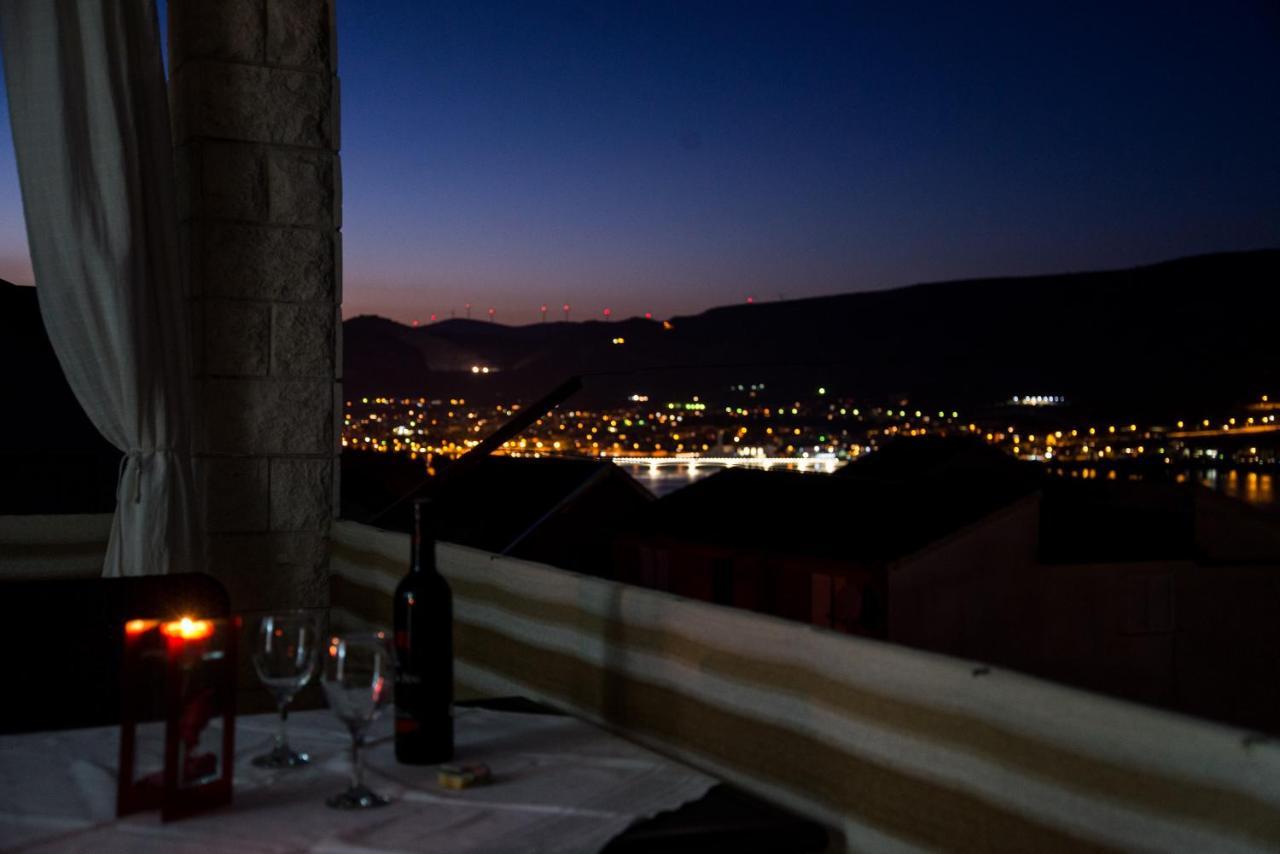 Holidays Apartments Slanada With Terrace And Sea View, Near The Beach & Town Trogir, Free Parking, Quiet Place On Peninsula Ciovo 외부 사진
