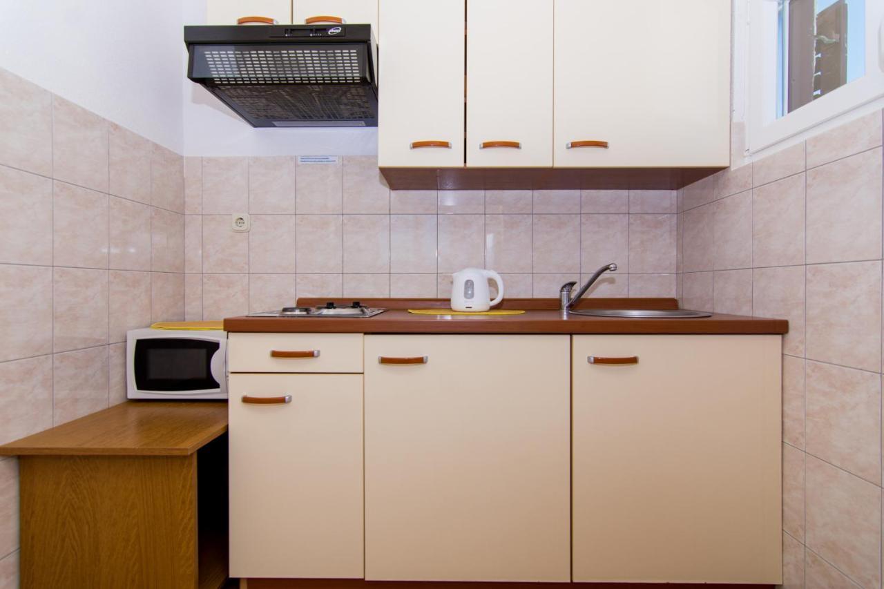 Holidays Apartments Slanada With Terrace And Sea View, Near The Beach & Town Trogir, Free Parking, Quiet Place On Peninsula Ciovo 외부 사진