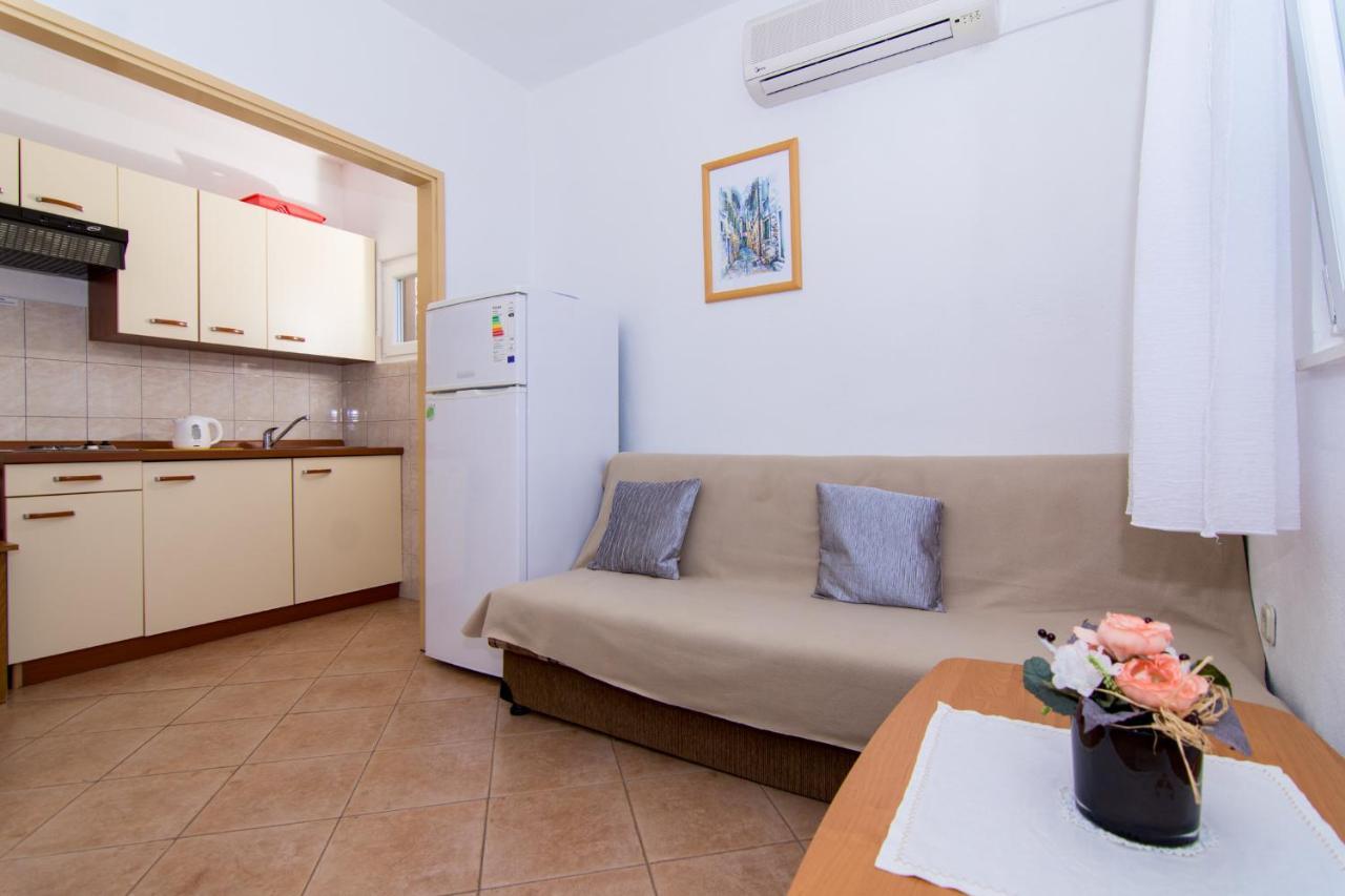 Holidays Apartments Slanada With Terrace And Sea View, Near The Beach & Town Trogir, Free Parking, Quiet Place On Peninsula Ciovo 외부 사진
