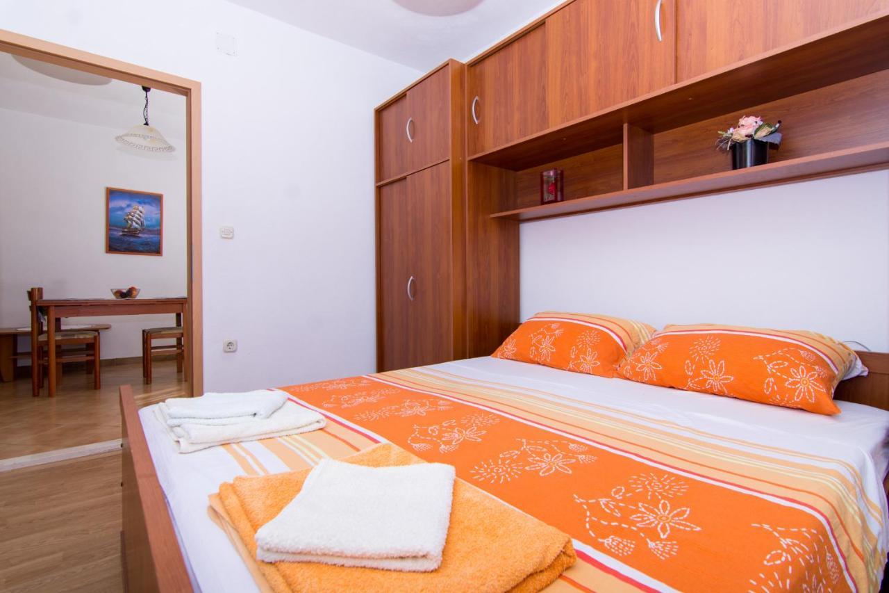 Holidays Apartments Slanada With Terrace And Sea View, Near The Beach & Town Trogir, Free Parking, Quiet Place On Peninsula Ciovo 외부 사진