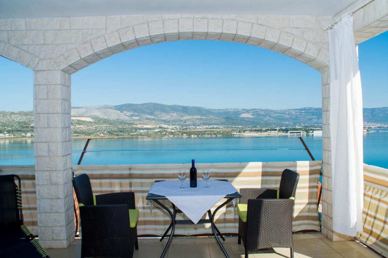 Holidays Apartments Slanada With Terrace And Sea View, Near The Beach & Town Trogir, Free Parking, Quiet Place On Peninsula Ciovo 외부 사진