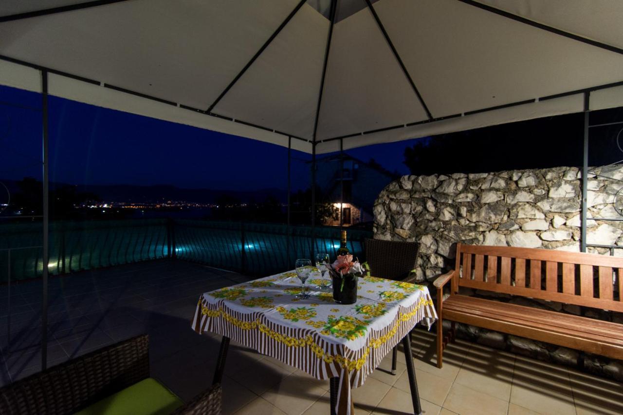 Holidays Apartments Slanada With Terrace And Sea View, Near The Beach & Town Trogir, Free Parking, Quiet Place On Peninsula Ciovo 외부 사진